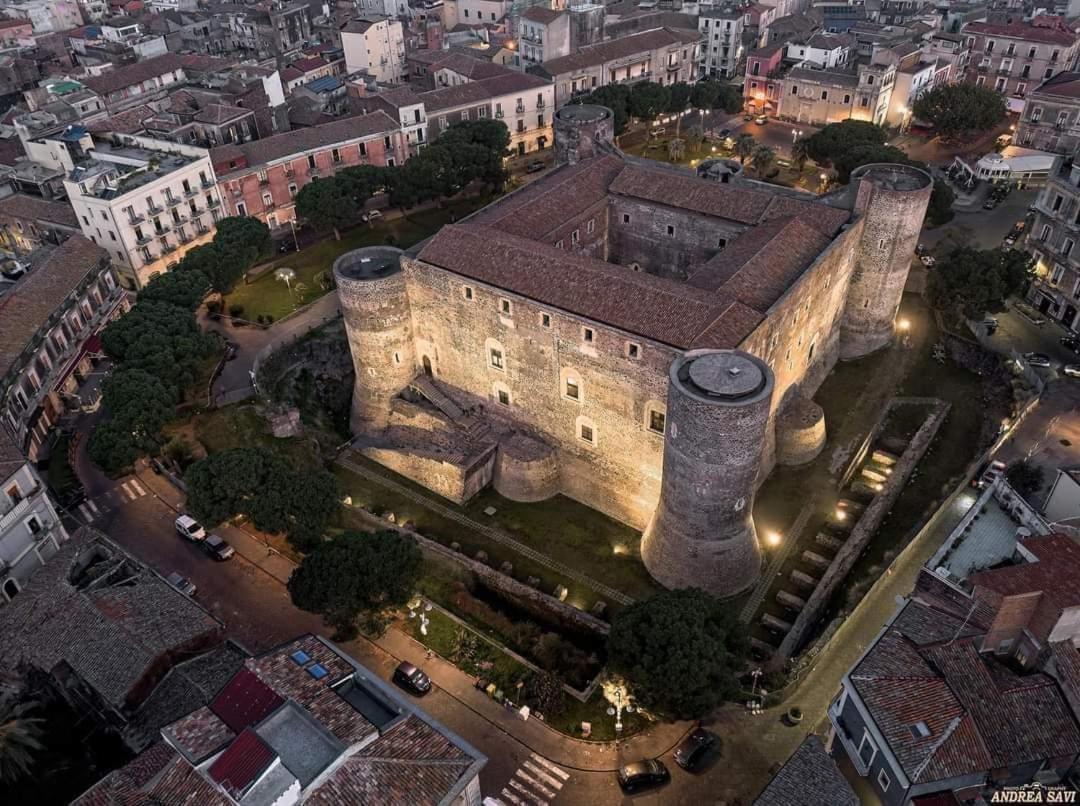 B&B Domus Pina Katania Zewnętrze zdjęcie